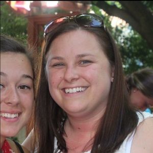 Meet your Posher, Janelle